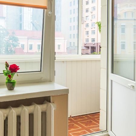 1 Комнатная Квартира По Улице Предславинская, 12 Kyjev Exteriér fotografie